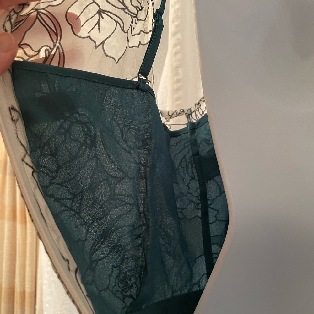 Lace + Mesh Sleeveless Floral Fit-and-Flare Dress Cream/Dark Green size medium - Picture 12 of 14
